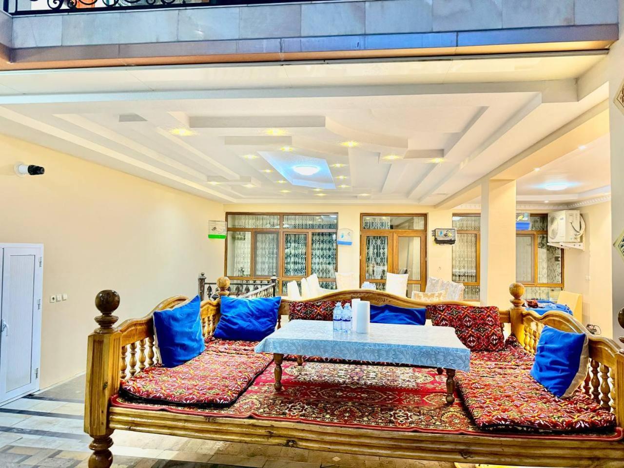 מלון סמרקנד Yusuf Gold House מראה חיצוני תמונה