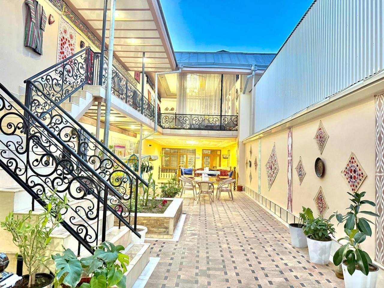 מלון סמרקנד Yusuf Gold House מראה חיצוני תמונה