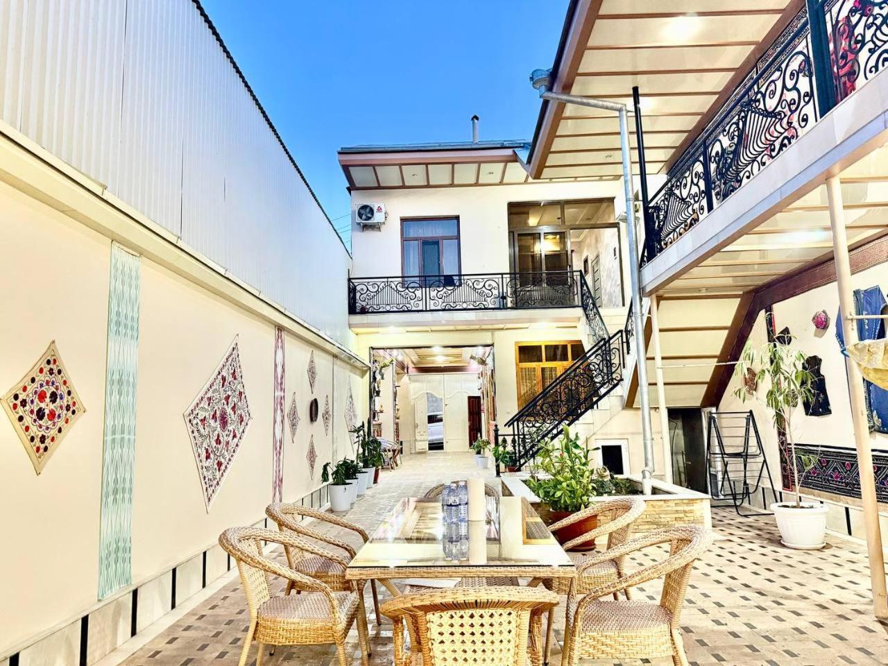 מלון סמרקנד Yusuf Gold House מראה חיצוני תמונה
